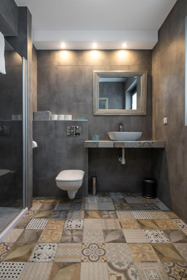 Apartments Sw. Wawrzynca 19 A4You Cracovia Exterior foto